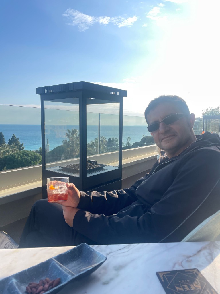 Haf on a balcony
